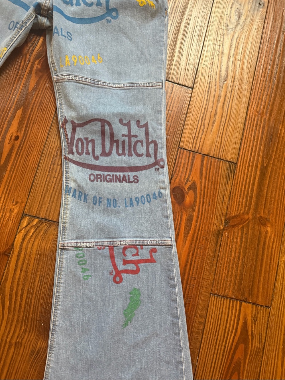 Von Dutch Light Blue Flare Jeans with Multicolor Logos - Picture 2 of 6